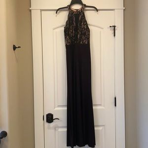Size 5 Morgan & Co Black and Tan formal dress